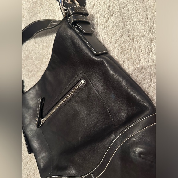 Coach - Black Leather Crossbody Bag - Picture 4 of 15